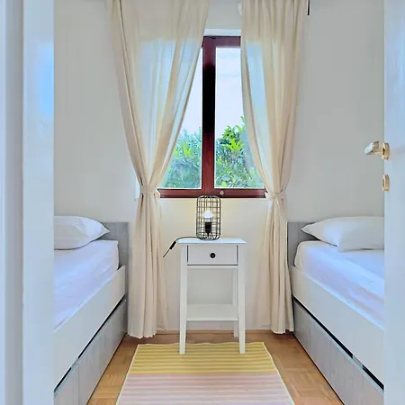 Namoru Apartman *
