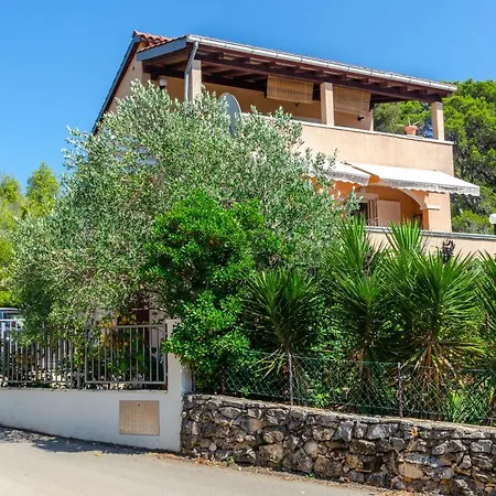 Appartement Namoru *