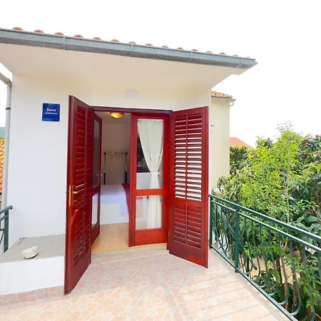Apartment Tanja Vela Luka